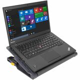 Targus 17" Chill Mat+ with 4-port Hub